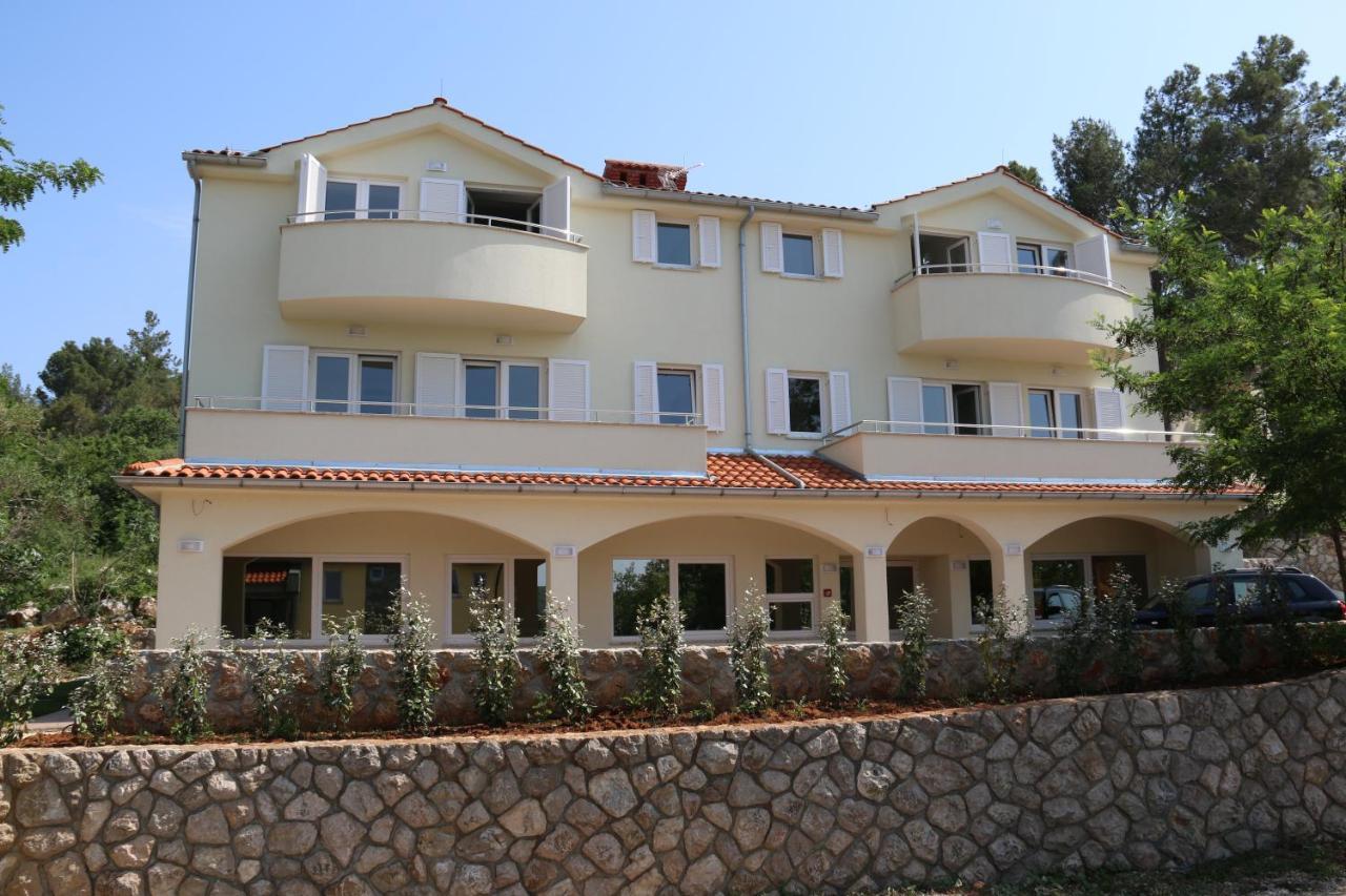 Apartments Sucic Iva I Tea Soline  Buitenkant foto
