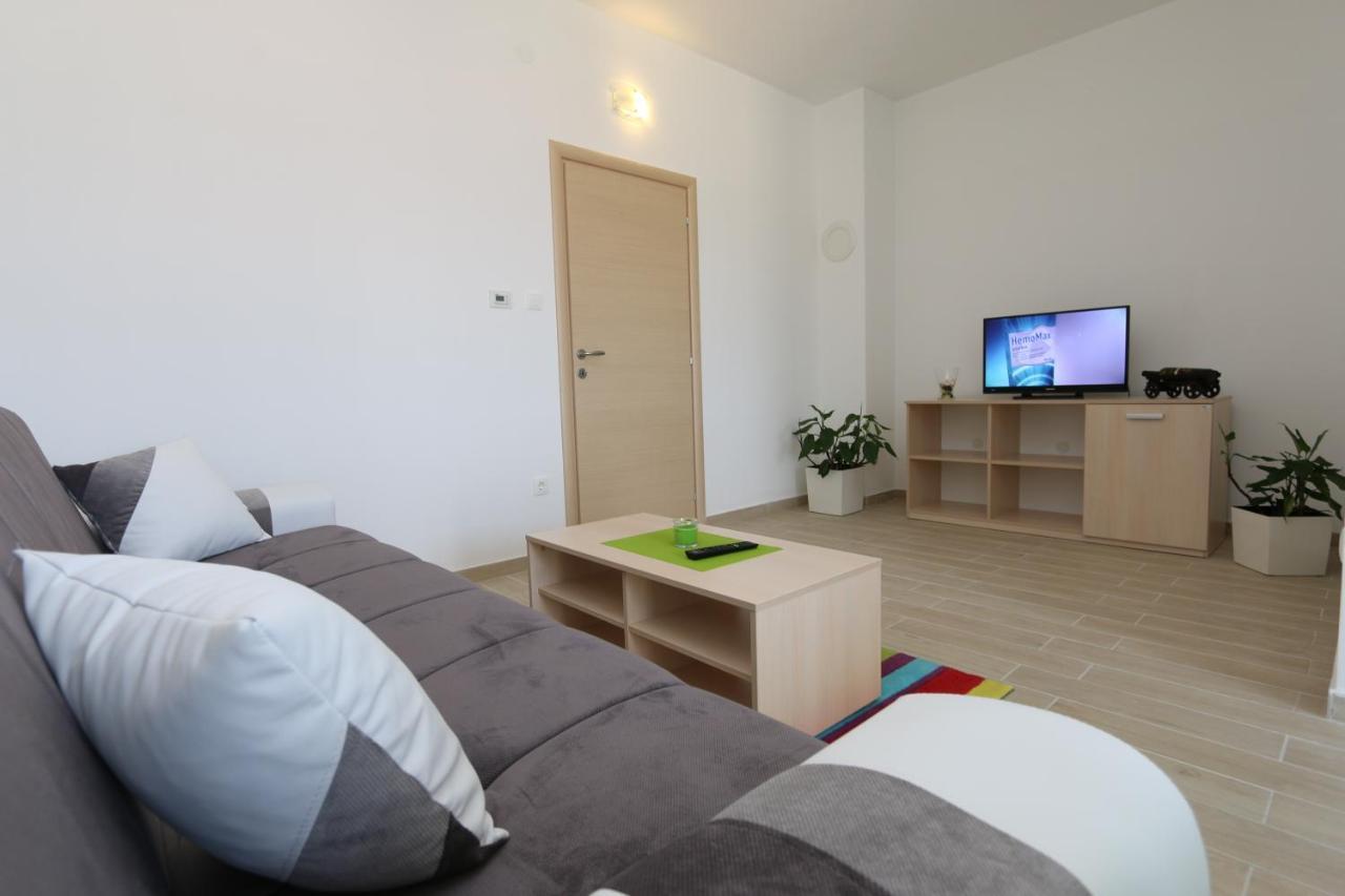 Apartments Sucic Iva I Tea Soline  Buitenkant foto