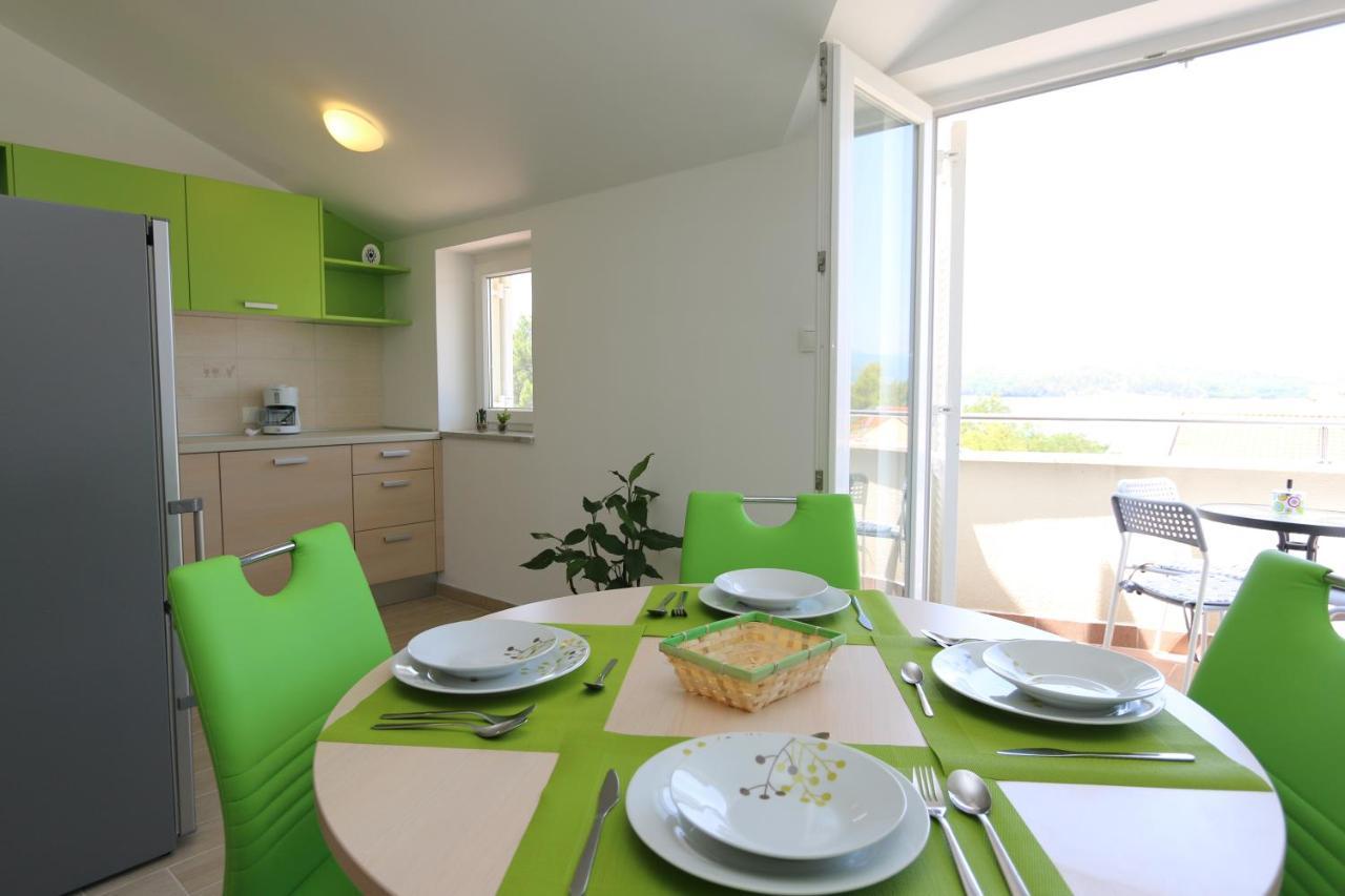Apartments Sucic Iva I Tea Soline  Buitenkant foto