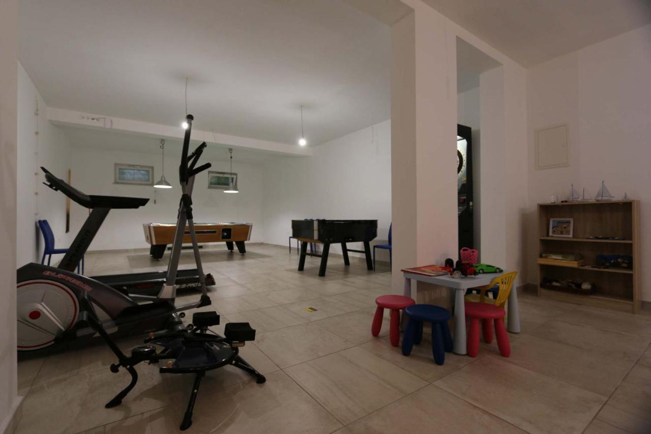 Apartments Sucic Iva I Tea Soline  Buitenkant foto
